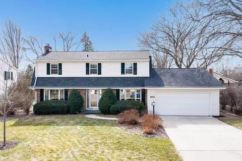 504 Somerset Dr, Green Bay, WI 54301