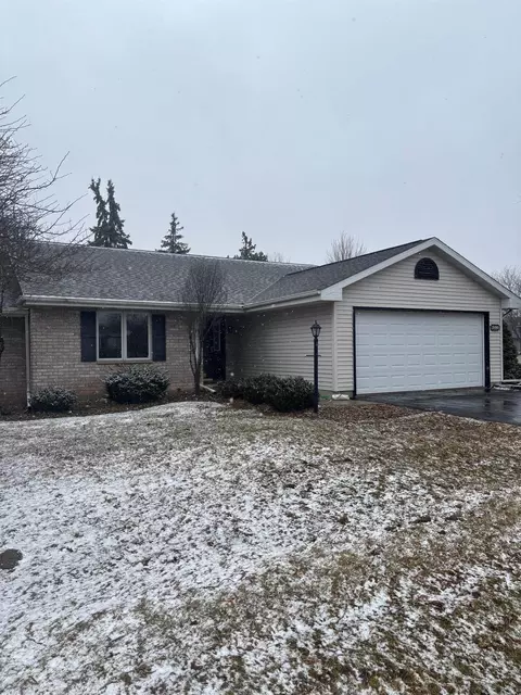 2495 Security Dr, Oshkosh, WI 54904