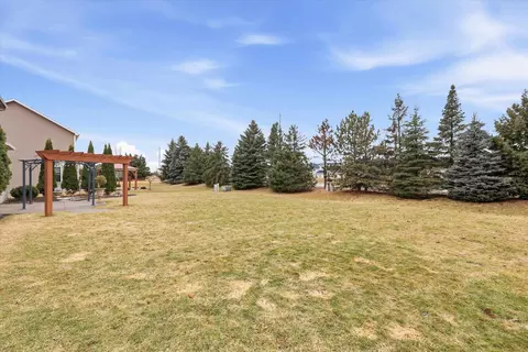 Exterior - n9185 Jonsch Drive, Appleton, WI 54915 photo 3 of 3