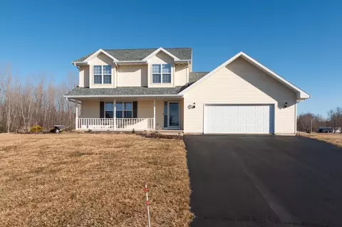5093 Snapdragon Cir, Little Suamico, WI 54141