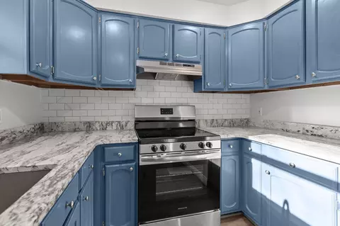 Kitchen - 701 E Longview Dr, Appleton, WI 54911 photo 4 of 7