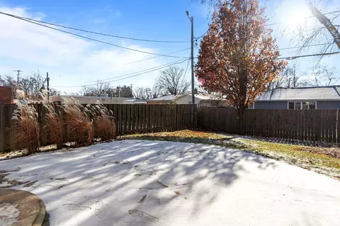 Exterior - 701 E Longview Dr, Appleton, WI 54911 photo 6 of 7