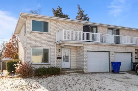 Exterior - 701 E Longview Dr, Appleton, WI 54911 photo 2 of 7
