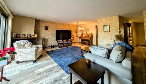 Living - 1235 W Nicolet Cercle, Appleton, WI 54914 photo 3 of 4