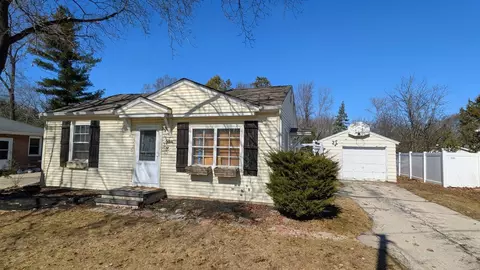 1426 E Calumet St, Appleton, WI 54915