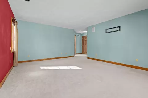 Living - 63 Brentwood Ln, Appleton, WI 54915 photo 8 of 8