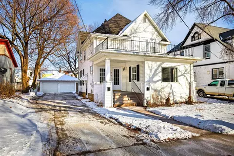 614 W 6th St, Appleton, WI 54911