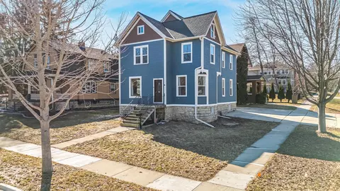 502 Cass St, Green Bay, WI 54301