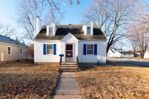 943 Roscoe St, Green Bay, WI 54304
