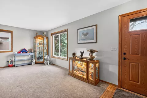 Entry Way - 3230 S Whip Poor Will Ln, Appleton, WI 54915 photo 1 of 3