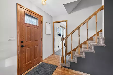 Entry Way - 3230 S Whip Poor Will Ln, Appleton, WI 54915 photo 3 of 3