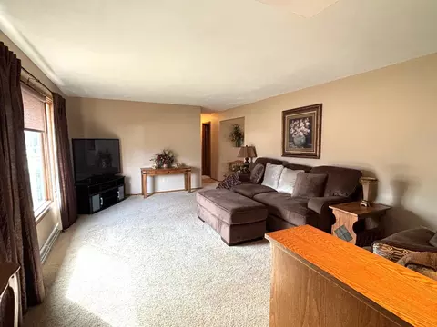 Living - 1931 N Summit St, Appleton, WI 54914 photo 2 of 3