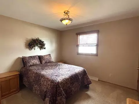 Bedroom - 1931 N Summit St, Appleton, WI 54914 photo 1 of 2