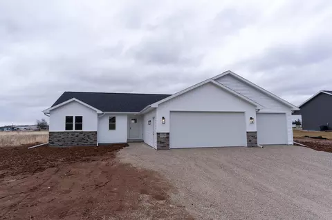 4110 Ridgecrest Ln, Kaukauna, WI 54130