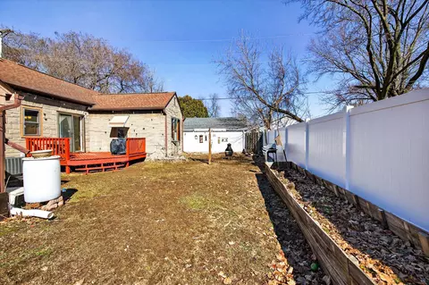 1108 N Gillett St, Appleton, WI 54914 photo 27