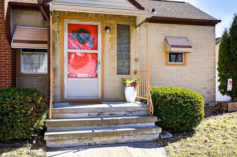 1108 N Gillett St, Appleton, WI 54914 photo 3