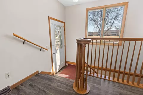 Entry Way - 2105 N Ballard Rd, Appleton, WI 54911 photo 1 of 2