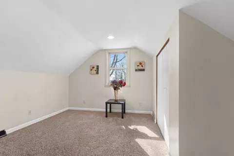 Bedroom - 2105 N Ballard Rd, Appleton, WI 54911 photo 3 of 4