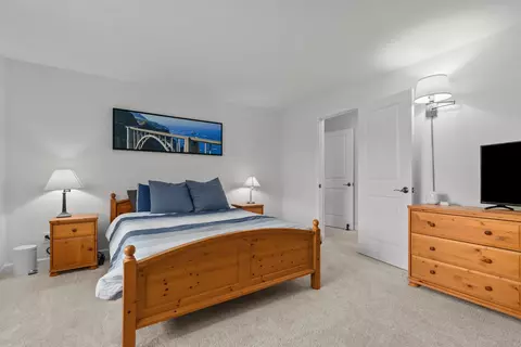 Bedroom - 45 Fox Point Dr, Appleton, WI 54911 photo 6 of 8