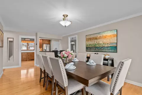Dining - 45 Fox Point Dr, Appleton, WI 54911 photo 2 of 7