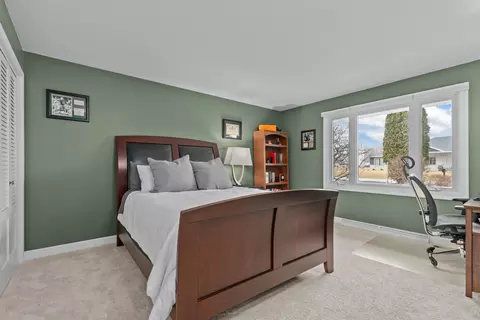 Bedroom - 45 Fox Point Dr, Appleton, WI 54911 photo 7 of 8
