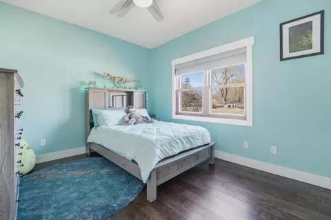 Bedroom - 3400 W Warner Estates Dr, Appleton, WI 54913 photo 5 of 9