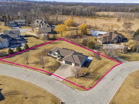View/Area - 3400 W Warner Estates Dr, Appleton, WI 54913 photo 4 of 5