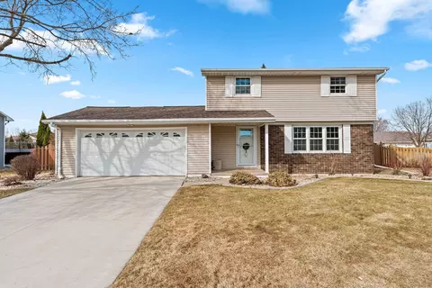 762 St Josephs St, De Pere, WI 54115
