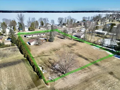 View/Area - w4581 West Buss Drive, Cecil, WI 54111 photo 2 of 6