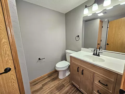 Bath - w4581 West Buss Drive, Cecil, WI 54111 photo 2 of 3