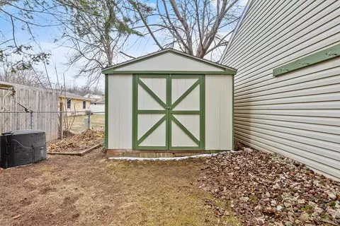 Exterior - 416 S Joseph St, Appleton, WI 54915 photo 4 of 4