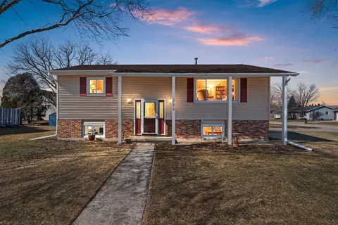 306 Harmsen Ave, Waupun, WI 53963