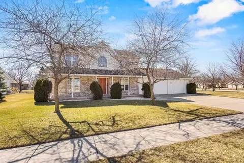 2251 Hopf Ln, De Pere, WI 54115