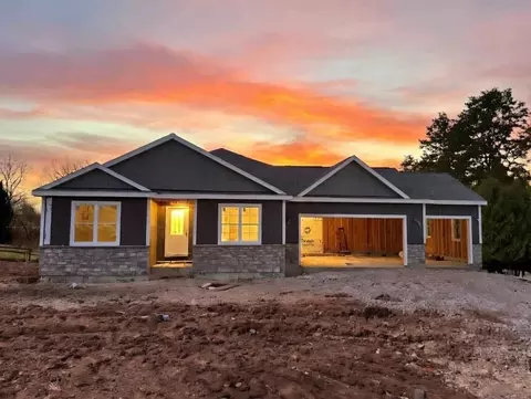 218 Glacial Ter, Ripon, WI 54971