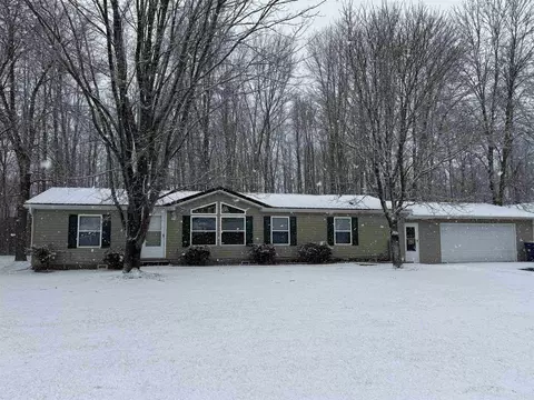 w4683 Swan Acre Drive, Cecil, WI 54111