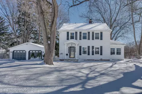 504 E Forest Ave, Neenah, WI 54956