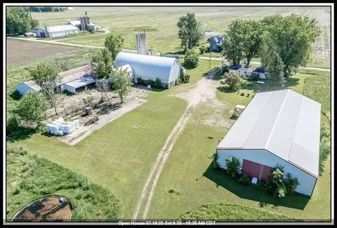 n5201 Lower Road, Shiocton, WI 54170