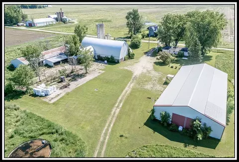 n5201 Lower Road, Shiocton, WI 54170