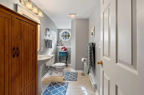 Bath - 63 Fox Point Dr, Appleton, WI 54911 photo 1 of 13