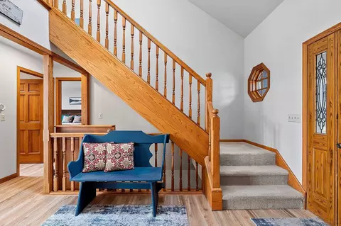 Entry Way - 63 Fox Point Dr, Appleton, WI 54911 photo 3 of 9