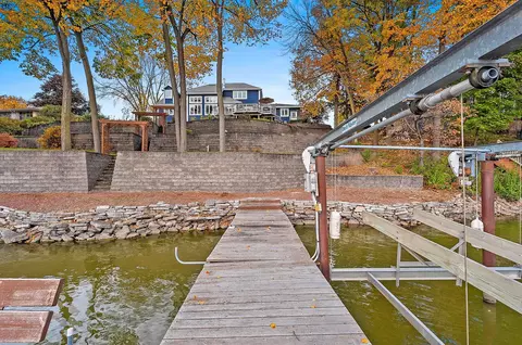 Exterior - 63 Fox Point Dr, Appleton, WI 54911 photo 2 of 12