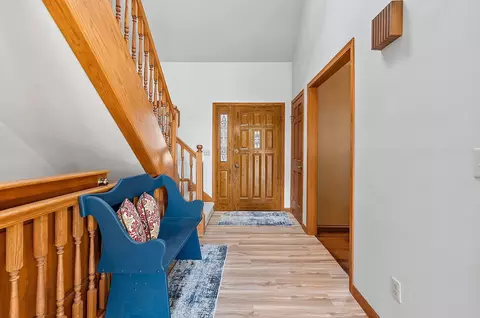 Entry Way - 63 Fox Point Dr, Appleton, WI 54911 photo 2 of 9