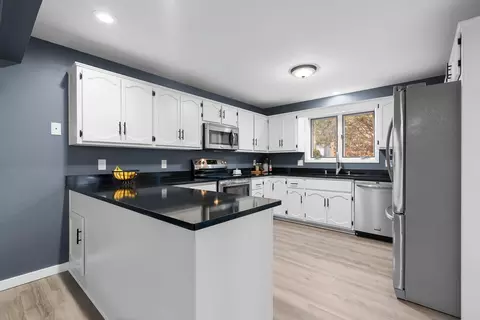 Kitchen - 921 E Windfield Pl #A, Appleton, WI 54911 photo 1 of 6