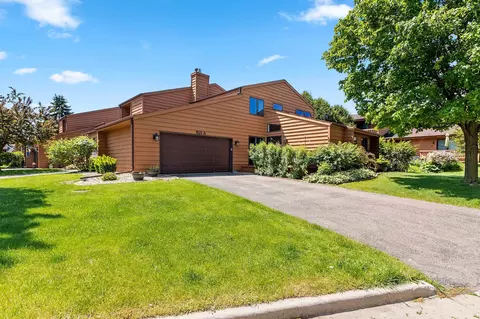 Exterior - 921 E Windfield Pl #A, Appleton, WI 54911 photo 5 of 8
