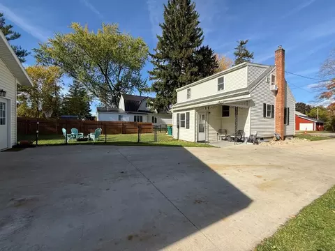Exterior - 115 E Griswold St, Ripon, WI 54971 photo 3 of 4