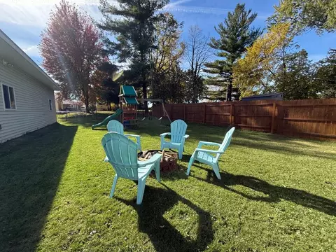 Exterior - 115 E Griswold St, Ripon, WI 54971 photo 2 of 4