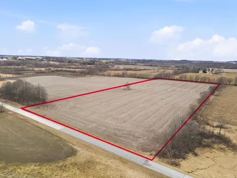 Hayton Road, New Holstein, WI 53061