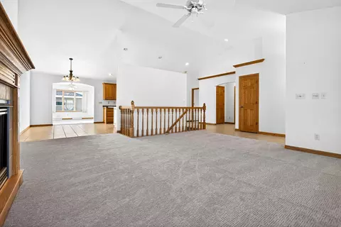 Living - 3321 E Canvasback Ln, Appleton, WI 54913 photo 4 of 5