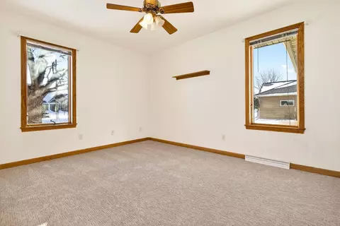 Bedroom - 3321 E Canvasback Ln, Appleton, WI 54913 photo 4 of 8