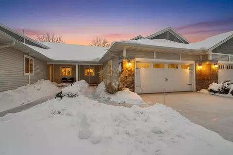 2580 Bay Harbor Cir # -3, Green Bay, WI 54304